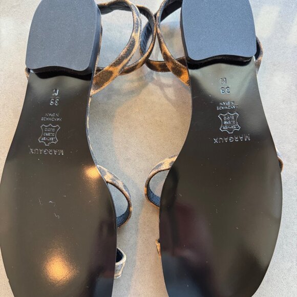 MARGAUX - The Flat Sandal - Picture 5 of 5